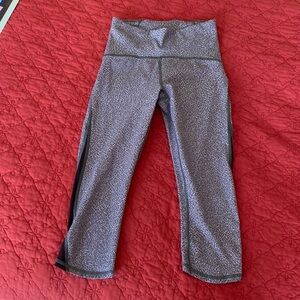 Lululemon capri pants